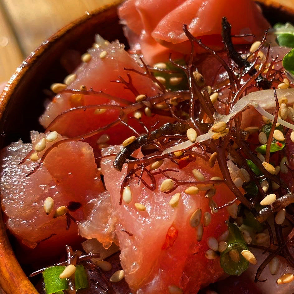 Why Japanese and Hawaiian Food Use so Much Seaweed (and why you should too)